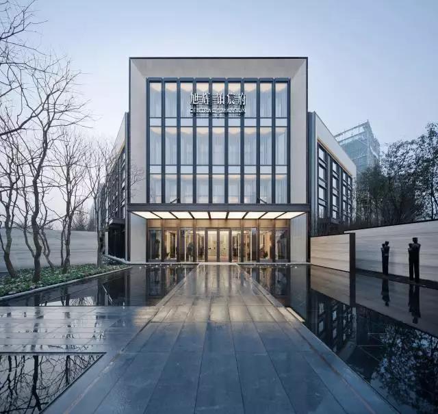与城市街道的互动?是然建筑摄影